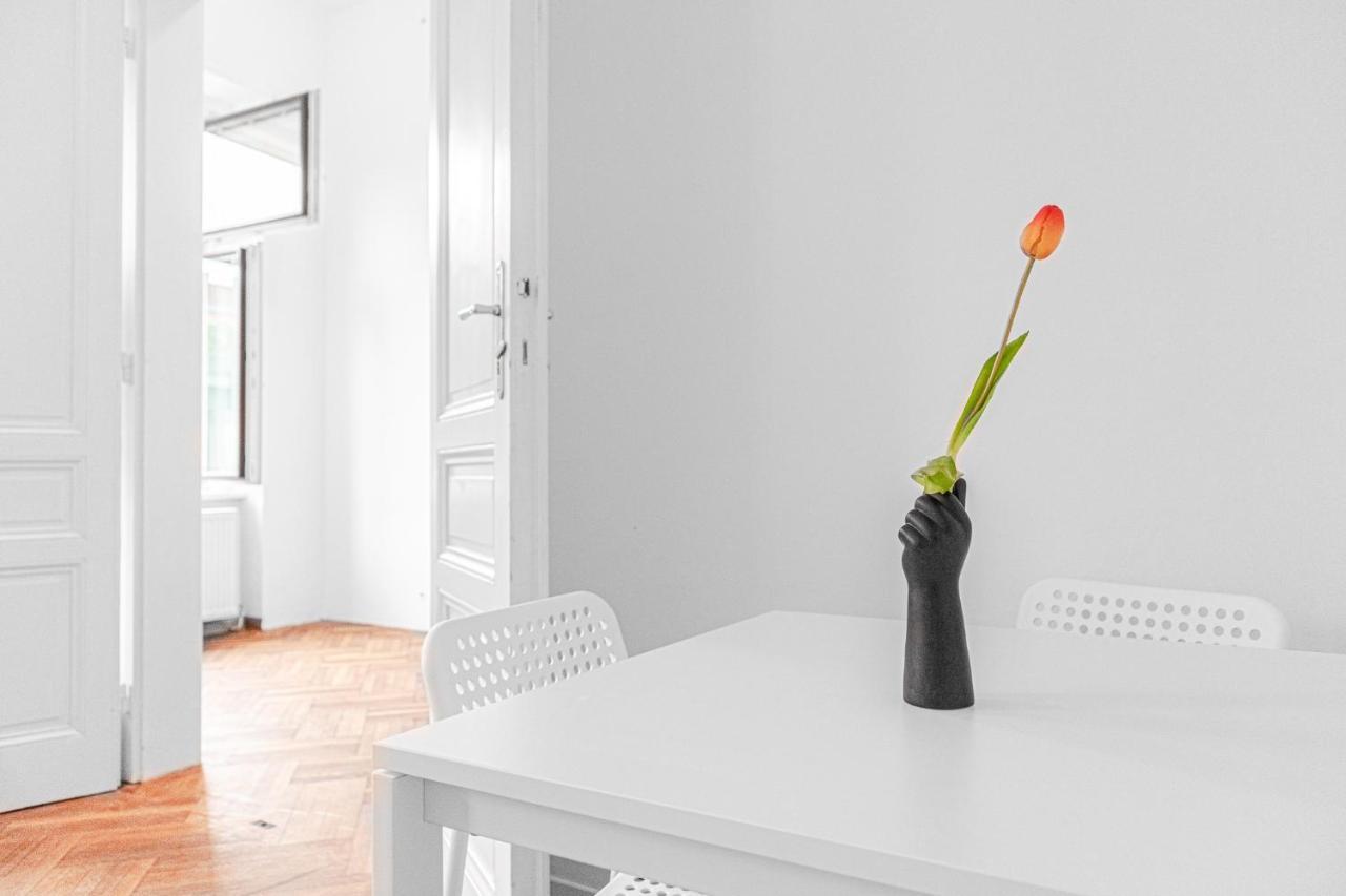 Joyful Apartments At Superb Location Near Akh Hospital Viena Exterior foto