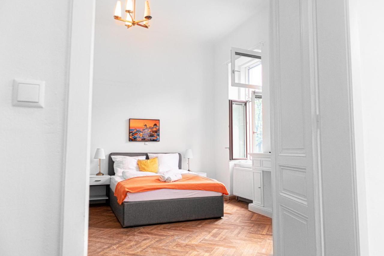 Joyful Apartments At Superb Location Near Akh Hospital Viena Exterior foto