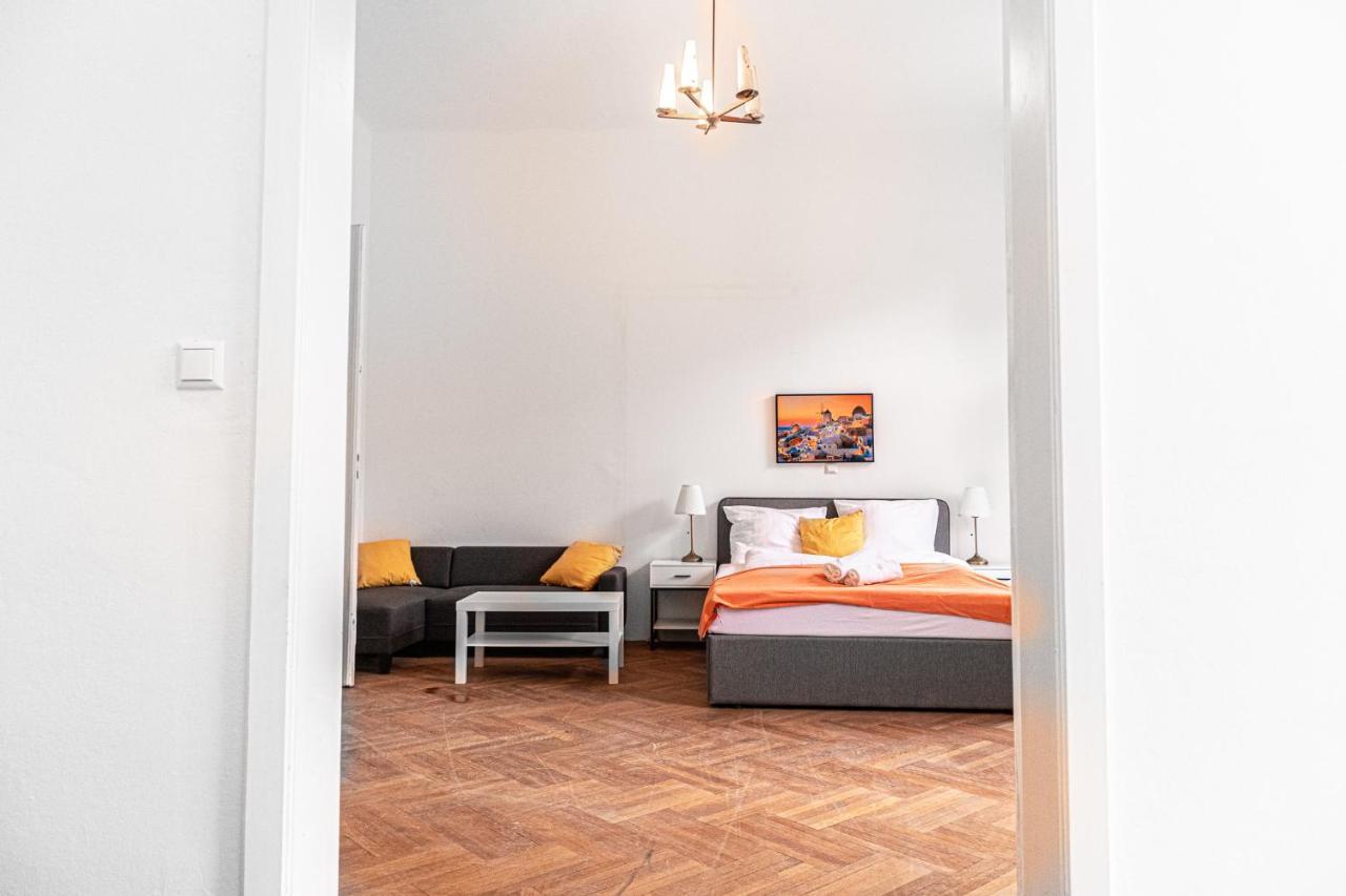 Joyful Apartments At Superb Location Near Akh Hospital Viena Exterior foto