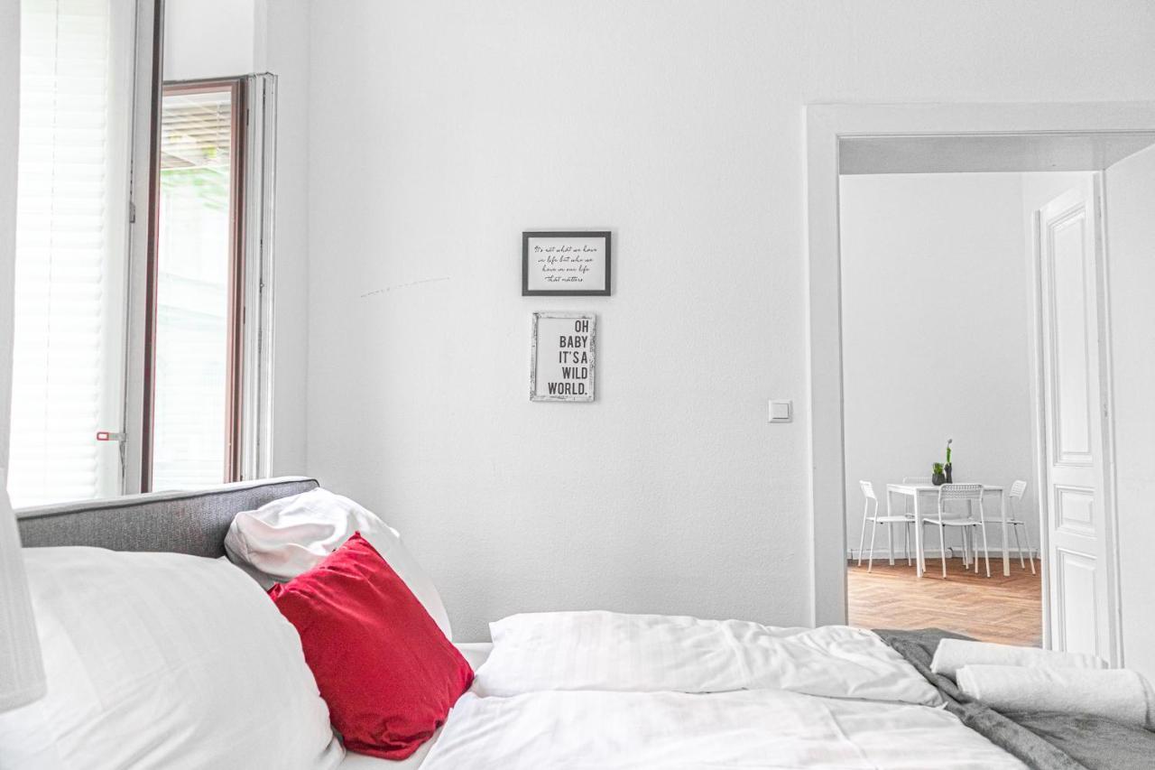 Joyful Apartments At Superb Location Near Akh Hospital Viena Exterior foto